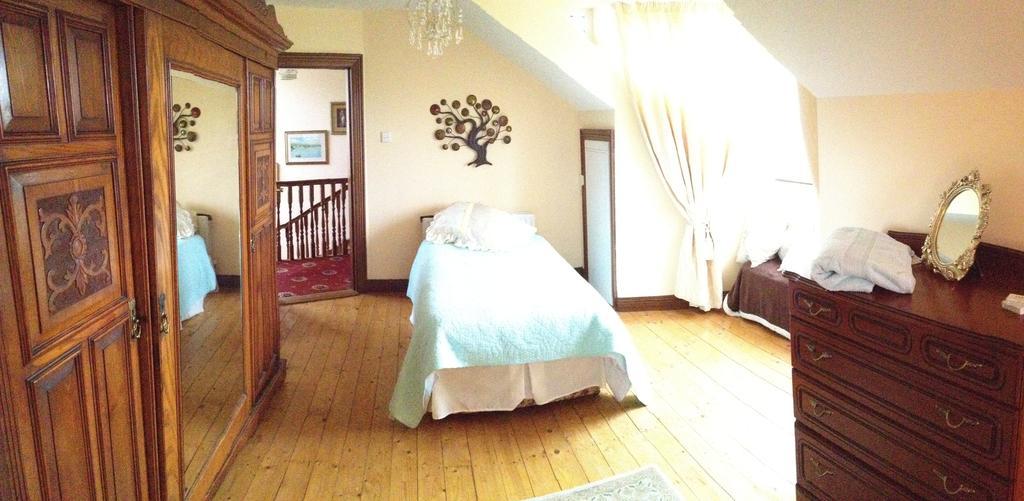 White Hill Country House B&B Castleblayney Værelse billede